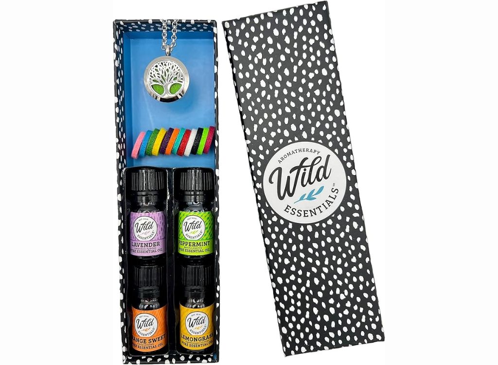 Essential Oil Diffuser Necklace Gift Set